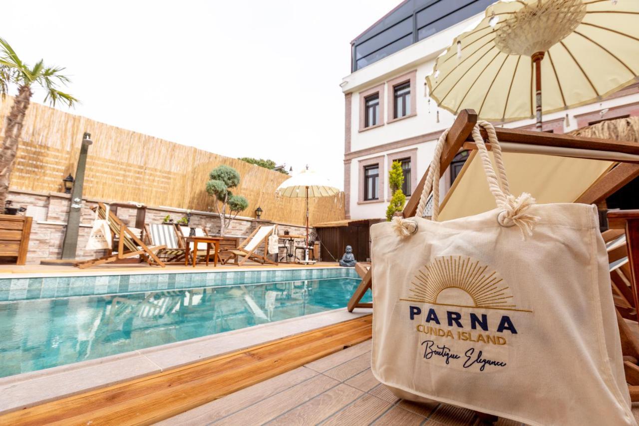 Parna Hotel Cunda Exterior photo