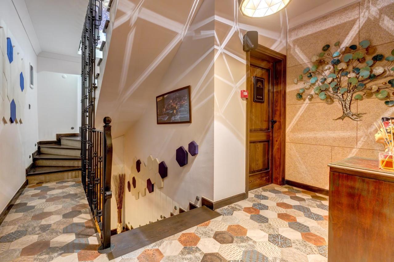 Parna Hotel Cunda Exterior photo