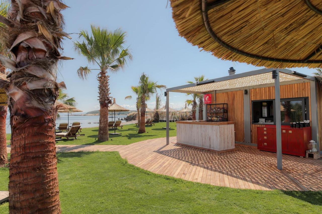 Parna Hotel Cunda Exterior photo